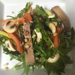 Luberon salad: beef tongue, mushrooms, tomatoes, asparagus beans, gherkin, olive oil, lemon juice, French mustard, pine nuts
